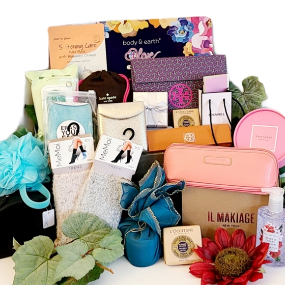 "No Subscription Needed" Not-So-Mystery Box